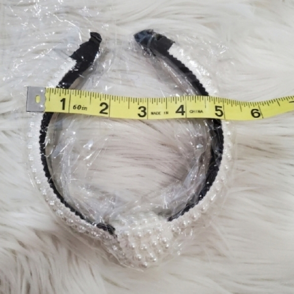 Pearl-Embellished Headband new - Picture 4 of 4